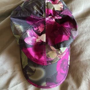 Northface ladies ball cap